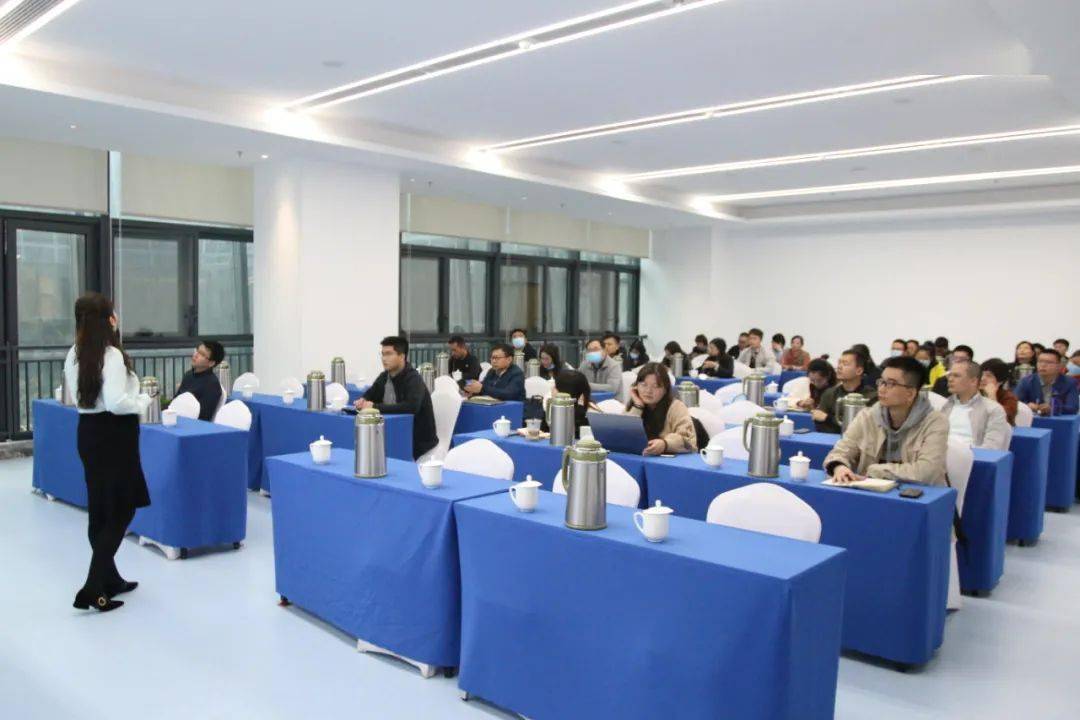 談判最新案例詳解，談判任務(wù)學(xué)習(xí)指南與實(shí)戰(zhàn)攻略